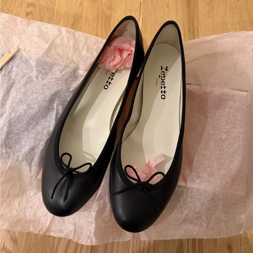 Repetto Black Cinderella Ballet Flats Brand New